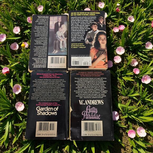 VC Andrews Dollanganger Paperback 4 Books Saga Keyhole Vintage Pocket Gothic 80s - Picture 8 of 16